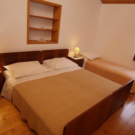 Teo Apartamento Veli Lošinj Exterior foto