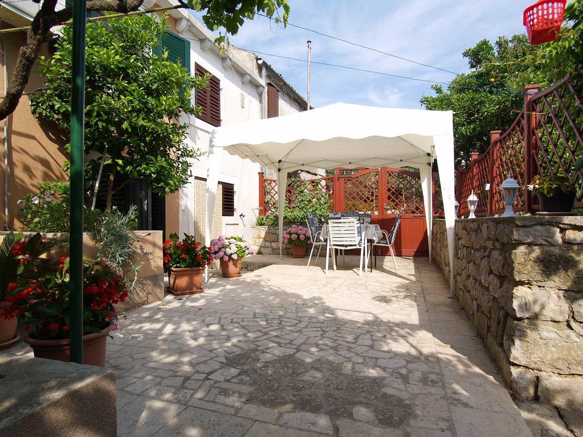 Teo Apartamento Veli Lošinj Exterior foto