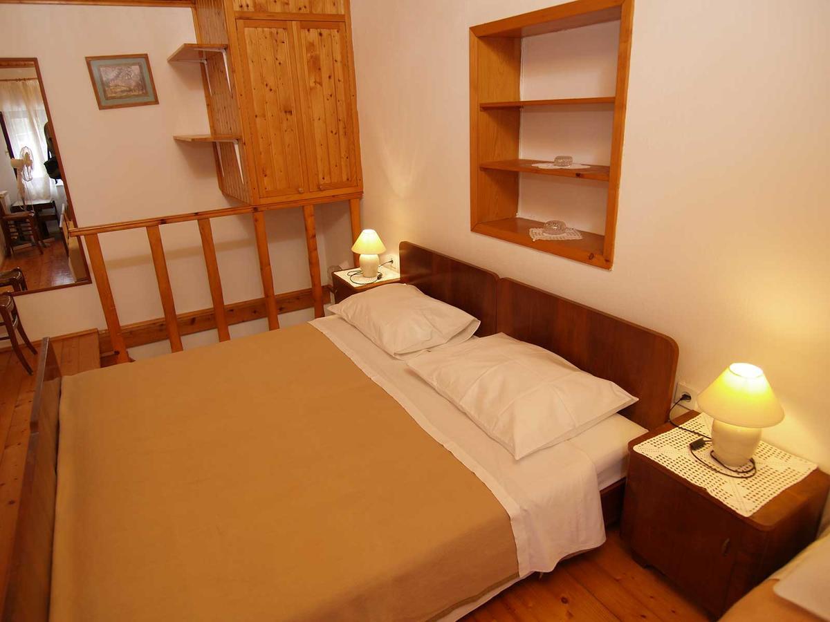 Teo Apartamento Veli Lošinj Exterior foto